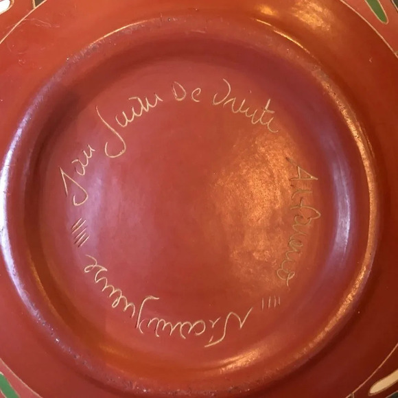 Nicarguense San Juan De Oriente  Artist Signed  Polychrome Pottery Jar Vase - Picture 9 of 10